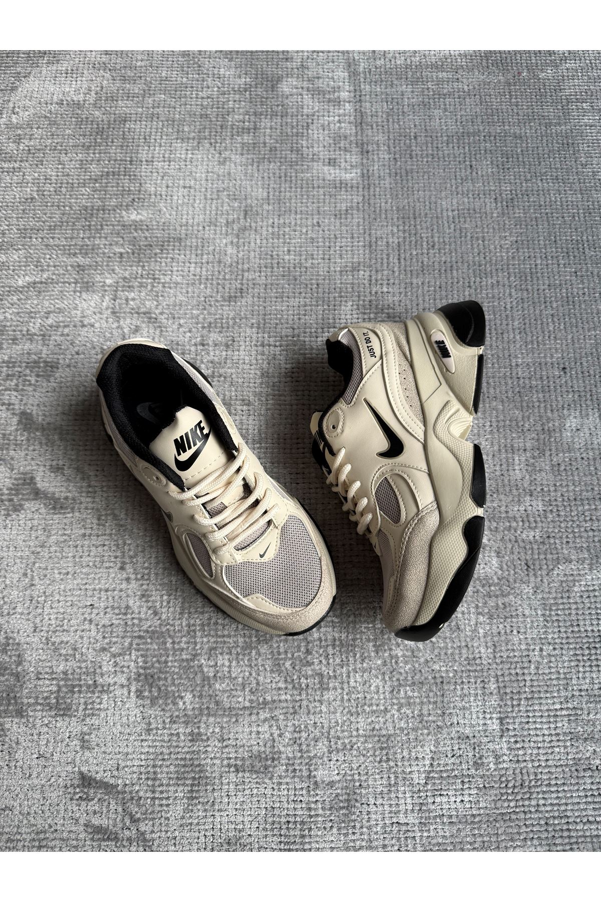 Nike New Just Bej Siyah