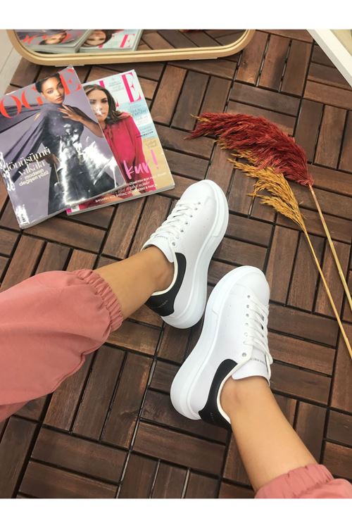 Alexander Mc Beyaz Siyah