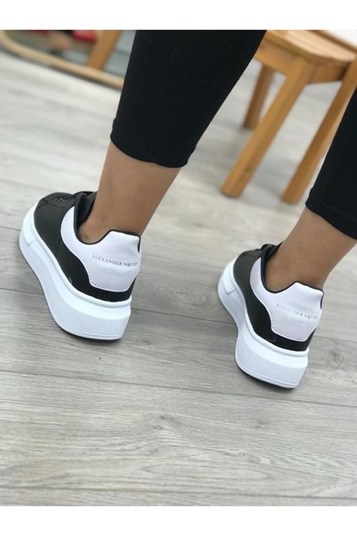 Alexander Mc Siyah Beyaz