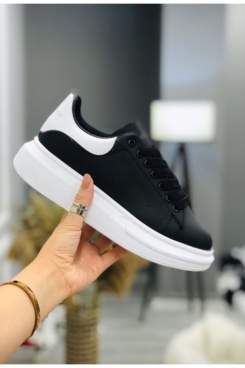 Alexander Mc Siyah Beyaz