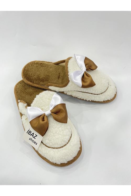 Beyaz Kurdeleli Yünlü Ev Terliği