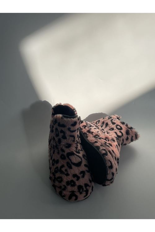 Pudra Puantiyeli Peluş Panduf