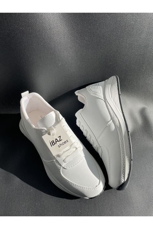 Beyaz Cilt Kadın Günlük Sneaker