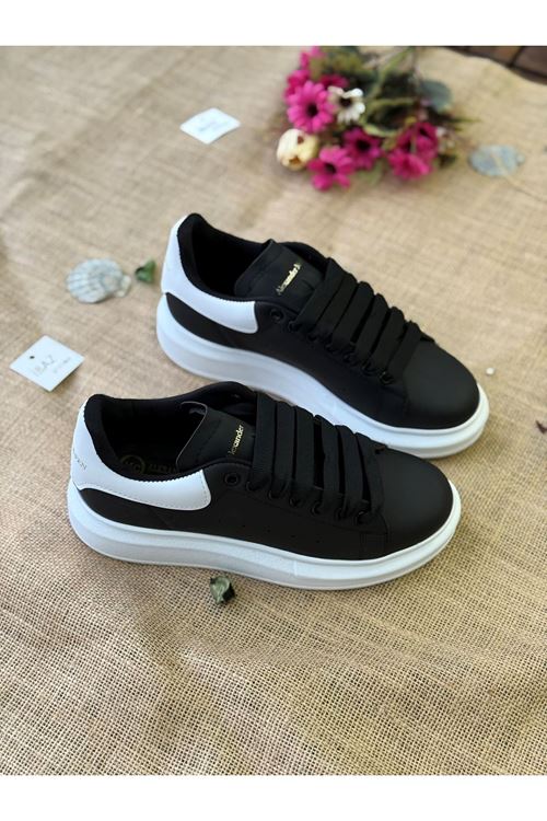 Alexander Mc Siyah Beyaz